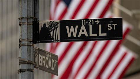 Global shares decline as tensions simmer in the Middle East