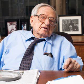 围绕美国当局对Kahn及其他高管就对冲基金崩溃提起诉讼与刑事指控,解析案件背景、法律路径、对投资者和市场的影响,以及投资者如何自保与制度性风险的治理方向
