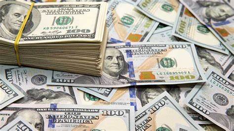 解析把1万美元在9个月内增长到181,172美元的假设性投资路径,剖析背后的动量效应、选股逻辑与风险控制要点,帮助投资者理解此类极端回报的成因与现实可行性。
