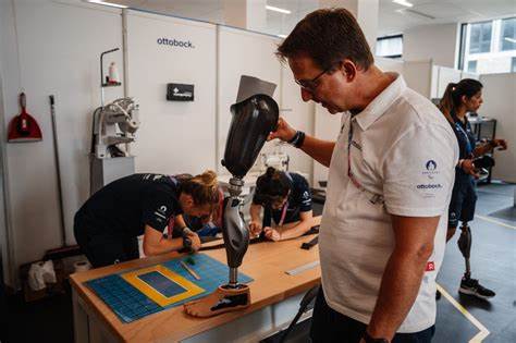 奥托博克计划在法兰克福交易所发起首次公开募股,目标估值约50亿美元,背后牵动着医疗技术、老龄化人口、创新研发与资本市场的多重动力
