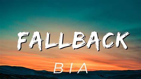 探索美国饶舌歌手BIA的热门作品《FALLBACK》,从歌词的深层含义出发,揭示她如何通过音乐表达个人情感和生活经历,以及这首歌曲在当代嘻哈文化中的独特地位和影响力。
