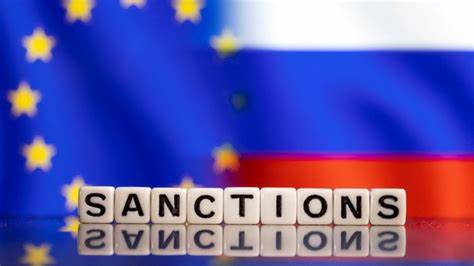 分析欧盟最新制裁措施中对加密货币平台的监管升级,探讨其对全球加密市场和国际政治格局的影响,揭示监管新趋势与未来发展方向。
