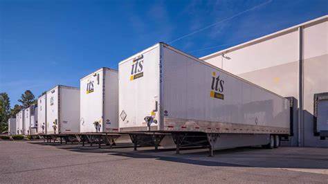 探讨ITS物流运用灵活的运输模式,结合广泛的第三方物流网络,帮助零售企业应对关税波动和消费者对快速交付的需求,实现全国范围内高效且成本优化的物流配送解决方案。
