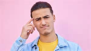 近年来,美国成年人中记忆力与认知功能障碍问题显著增加,探讨背后原因、影响及应对策略,助力提升公众认知与预防意识。
