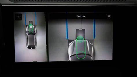 保时捷在2025年IAA展上展示了其创新的无线感应充电技术,标志着电动汽车充电方式的变革。这项领先的无线充电系统将为用户带来极大便利,推动电动车普及进程。2026年,全新纯电动卡宴将率先搭载这一技术,开启未来智能充电生活。
