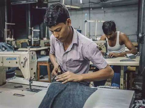 Help from everywhere - Heroes of the fight against COVID-19 - The Economic Times