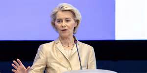 随着欧洲市场迅速向电动汽车转型,汽车制造商正通过技术创新、供应链优化和市场战略重塑行业格局,推动绿色出行迈向新高度。本文深入探讨欧洲电动汽车革命的发展态势以及主要企业如何布局未来,以赢得竞争优势和市场份额。
