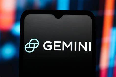 Gemini数字货币交易所成功登陆纳斯达克,IPO开盘价定为28美元,首日股价大幅上涨超40%,反映出加密市场在机构投资者推动下的强劲复苏与发展潜力。本文详细解读Gemini上市背景、股票表现、加密行业IPO趋势以及监管环境带来的积极影响。
