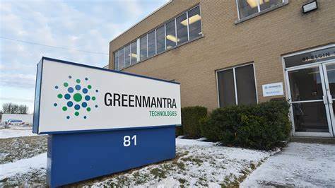 GreenMantra Technologies获得Closed Loop基础设施集团1000万美元贷款,扩展安大略工厂的化学回收能力,推动塑料废料转化为高性能特种产品,助力循环经济发展与环境可持续。本文深入解析该财务支持背后的技术创新与行业影响。
