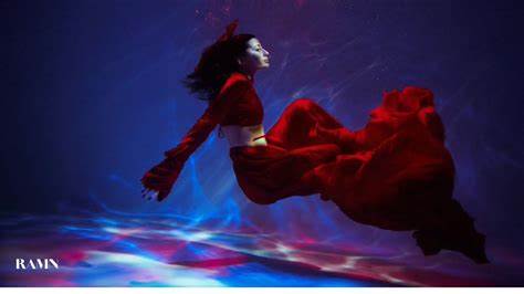 深入探讨SuperCollider平台如何实现一小时的生成式水下声音作品,揭示该技术背后的创作理念和声音合成方法,带领读者感受沉浸式的深海声音体验,同时探讨其在音乐创作和冥想中的应用潜力。
