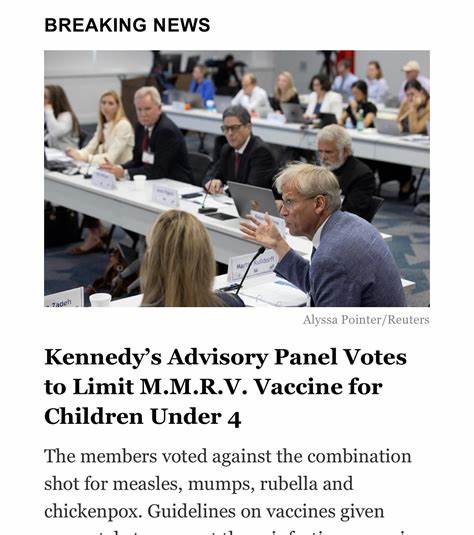 随着疫苗政策的调整,美国联邦顾问小组决定限制4岁以下儿童使用结合型麻疹、腮腺炎、风疹和水痘疫苗(M.M.R.V)。本文深入解析该决策的背景、科学依据、潜在影响以及专家观点,助力公众理解疫苗安全与公共卫生的平衡。
