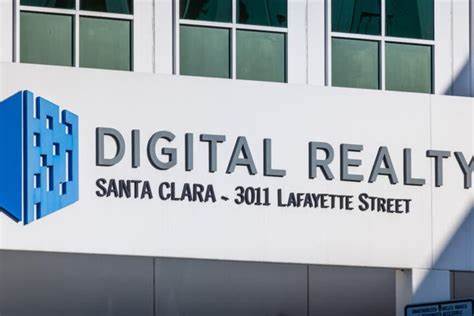 探讨过去十年间,投资Digital Realty股票的潜在收益与投资回报,解析股价变化、分红收益及未来展望,为投资者提供全面的参考与分析。
