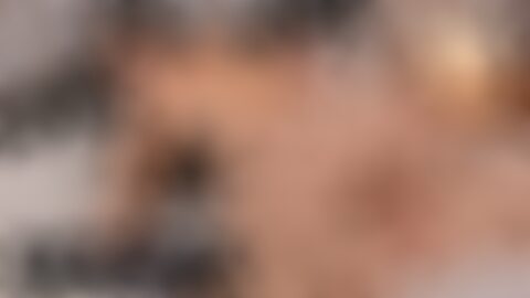 随着互联网内容的多样化,熟女色情视频凭借其独特的魅力和真实的情感表达,吸引了大量观众的关注。本文深入解析熟女色情视频的独特吸引力、内容趋势及其在主流成人视频网站上的地位,助力读者更全面理解这一细分领域的现状与未来发展。
