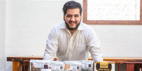 An Afghan in Chicago Finds Success Selling Saffron from Back Home