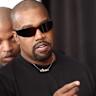 在娱乐圈和社交媒体时代,Kanye West的言行总是引发热议。本文探讨了为什么我们似乎无法停止对他的关注,以及这种现象背后的社会心理和媒体逻辑。
