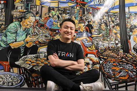 作为加密货币领域的重要人物,孙宇晨对于虚拟资产行业的未来发展持乐观态度,特别看好构建类似传统金融领域"Swift"系统的跨链结算平台,并高度评价香港在加密货币监管和创新方面的先进举措,推动全球数字资产生态迈向新高度。
