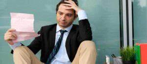 意志缺乏症是一种影响行为、认知和情绪的复杂症状,本文全面探讨其定义、产生的神经及精神因素,以及帮助恢复动力的多种治疗途径。
