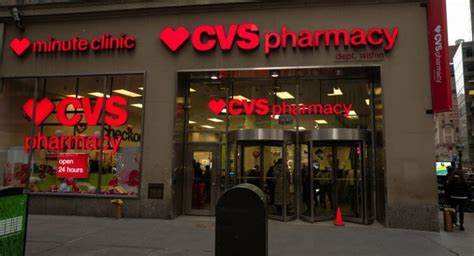 CVS Health旗下长期护理药房业务Omnicare因联邦法院判决支付9.49亿美元罚款,宣布申请第11章破产保护,文章全面解析事件背景、法律纠纷、行业影响及未来展望。
