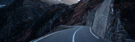 2025年下半年,全球经济增长和流动性预计将出现显著放缓,给投资市场带来新的挑战与机遇。本文深入探讨这一趋势的成因、影响及投资者应如何灵活调整策略,以应对市场环境的变化,实现资产稳健增值。
