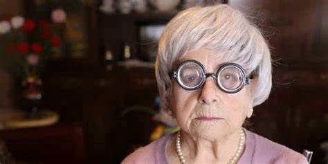 ‘He failed in his fiduciary duty’: My brother liquidated our mother’s 401(k) for her nursing home. He claimed the rest
