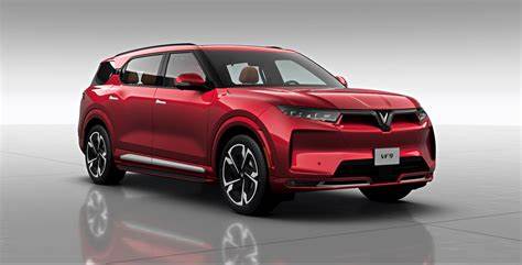 深入解析VinFast美国市场扩张的挑战及其对公司股票价值的影响,揭示这家越南电动车制造商在全球电动汽车行业竞争中的艰难处境和未来的不确定性。
