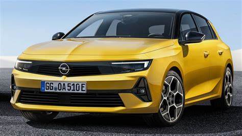 全面介绍2023款欧宝Astra 1.2 T GS掀背车的性能特点、设计亮点以及市场优势,帮助消费者做出明智的购车决策。
