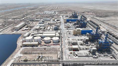 伊拉克尝试通过伊朗进口土库曼天然气以缓解长期电力短缺,但因美国方面施压未获批准,导致能源供应困境加剧,文章深入分析此次事件的背景、影响及未来展望。
