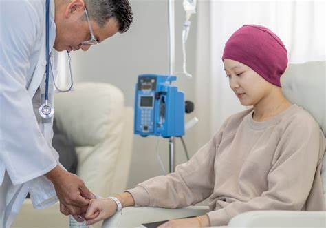 围绕ASCO 2025提出的免疫治疗时间效应争议,梳理已有临床与生物学证据、可能的混杂因素、对患者与医疗机构的现实影响,并提出务实建议与未来研究方向
