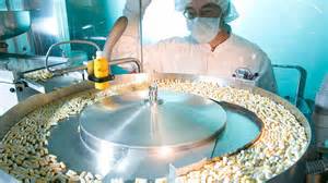 随着全球肥胖率持续攀升,罗氏制药通过斥资35亿美元收购生物技术公司89bio,战略性进军肥胖及其相关疾病治疗市场,展示其在代谢疾病领域的雄心和创新潜力。此次收购不仅丰富了罗氏的产品线,也为肥胖患者带来了更多治疗希望。
