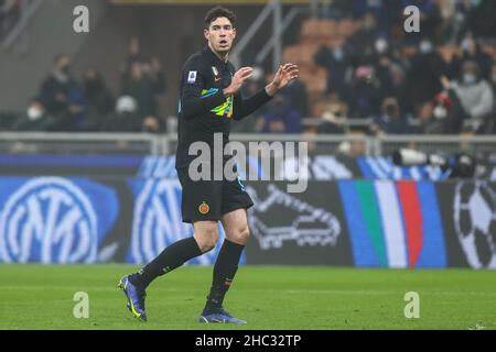 深入解析都灵圣杰尔曼足球俱乐部在2021年1月冬季转会期的关键操作和球员进出动态,全面展现球队构建战略及未来发展潜力。
