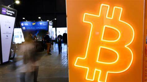 本文深入解析比特币闪崩事件及其对整个加密货币市场尤其是山寨币反弹走势的影响,探讨市场波动背后的原因及未来发展趋势。
