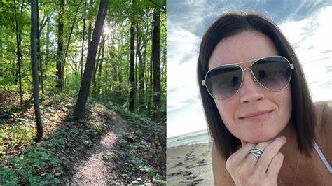 一起引发社会关注的失踪事件,母亲在消失后被发现在树林中获救,短短18天后又再次下落不明,事件时间线、警方与家属反应、可能的原因分析以及社区与法律应对措施综合报道与深入解读
