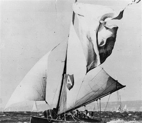 在发现 Spinnaker 组织中多个仓库被标记为已归档后,开发者、运维和企业用户需要快速判断影响范围并采取可行步骤以保证持续交付链路的稳定与安全。本文从背后可能原因、技术与治理角度分析影响,并给出迁移、恢复与长期策略建议。
