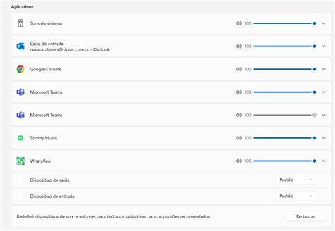详细探讨WhatsApp桌面客户端音频播放音量异常低的常见原因与有效解决办法,帮助用户恢复正常的听觉体验,同时提升办公效率。
