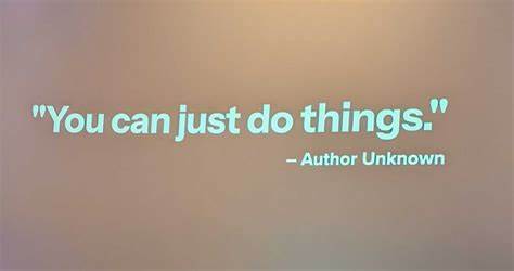 深入解析Peter Steinberger独创的AI辅助编码工作流程,探讨他如何通过大胆创新的"主分支哲学"、多智能体并行协作以及自定义CLI工具,实现高速且高效的软件开发,带来行业前沿的革新思维。
