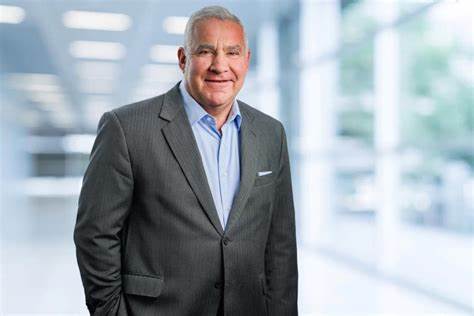 MAI Capital近期通过战略性收购两家注册投资顾问(RIA)公司,成功实现资产管理规模大幅提升,推动企业迈向新的发展高度,进一步巩固其在资产管理领域的领先地位。本文深入解析此次收购带来的行业影响及未来发展机遇。
