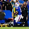 深入解析NFL第九周关键伤病情况,探讨受伤球员的康复进展、替补球员的表现以及对球队战术的潜在影响,助您更精准地评估球队实力和比赛走势。
