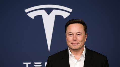 埃隆·马斯克自2020年以来首次购入特斯拉股票,市场对此反应强烈,推动股价大幅上扬。本文深入分析这一举动的背景、原因及其对特斯拉股价和未来发展的影响。
