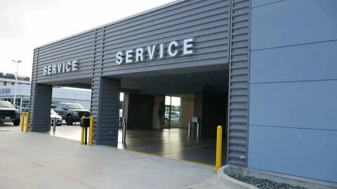 深入了解Sterling McCall Ford,休斯顿领先的福特汽车经销商,探讨其丰富的车型选择、卓越的客户服务及优惠方案,帮助消费者做出明智购车决定。
