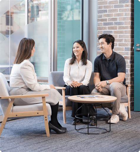 全面解析澳大利亚主要贷款机构的房屋贷款利率,帮助购房者了解市场动态,选择最合适的贷款方案,实现理性购房决策。
