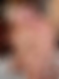 本文探讨了XNXX成人论坛中普通用户在分享私密内容与交流互动方面的独特文化及其管理规范,揭示了这个线上社区如何通过验证机制和用户规章,保障安全与真实交流,营造积极健康的环境。
