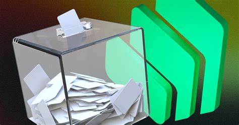 Compound去中心化自治组织(DAO)近期驳回了一项关于召回价值1,300万美元代币投票权的提案,引发行业对DAO治理体系、公平性及去中心化原则的深入探讨。本文深入剖析该事件背景、各方观点及未来对DeFi生态的影响。
