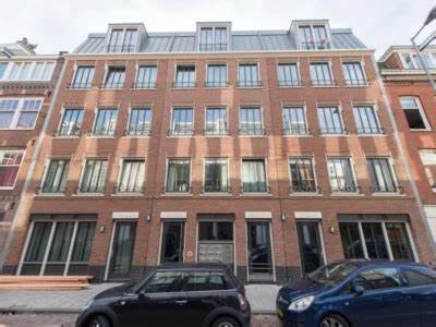 深入解析位于阿姆斯特丹的卡顿街(Kartonstraat),展示其独特的居住环境、社区氛围及租赁市场动态,为寻找理想住所的租户提供宝贵参考。
