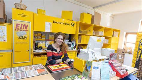 详尽介绍位于82211赫尔希兴(Herrsching a. Ammersee)Mühlfelder Straße 20的德意志邮政(Deutsche Post)分局,包括地址、营业时间、联系电话、周边服务与到达建议,帮助读者高效安排寄递、取件与其他邮政事务。
