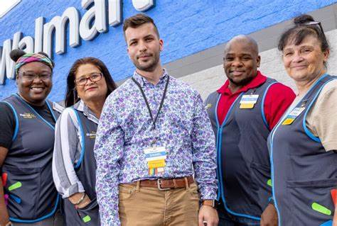 探索2025年领先企业在多样性和包容性方面的卓越实践,了解这些公司如何通过创新举措和包容文化,推动职场公平与发展,从而在全球市场中保持竞争优势。
