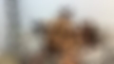 随着互联网的发展,色情视频网站已成为许多人获取成人娱乐内容的主要渠道。本文深入探讨以FreePorno为代表的免费色情视频网站的特点、内容多样性以及使用时需注意的安全与隐私问题,帮助用户理性选择和安全浏览。
