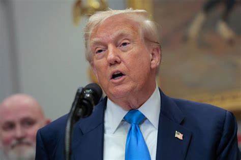 白宫公开"敌人名单":民主批评者、ICE与美国民主的警钟
