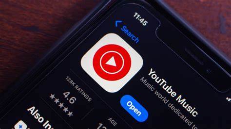 深入解析 YouTube Music 在 Labs 中推出的 AI 主持人功能,包括使用体验、技术原理、隐私与版权风险、对听众与创作者的影响,以及如何参与或退出试验以掌控个人听歌体验
