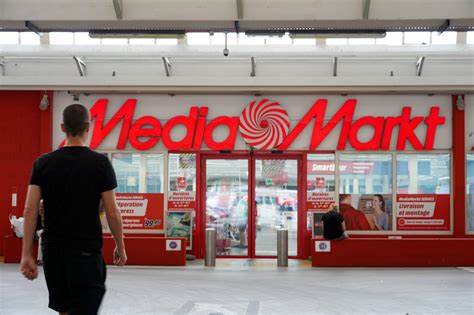 深入了解MediaMarkt门店搜索功能,掌握查找最近店铺的技巧,体验无缝购物流程,享受优质的服务和丰富的商品选择。
