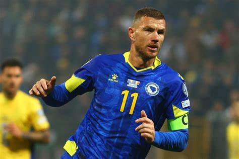 全面回顾埃丁·哲科的转会新闻、重要转会节点与估值(ETV)变迁,解读年龄、合同、竞技状态与市场需求如何共同影响一名老将在现代足坛的转会走向与商业价值
